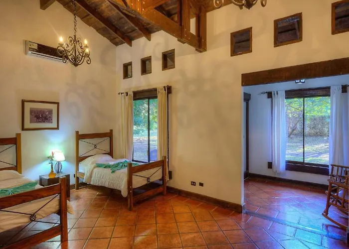 Hacienda La Pacifica Eco-lodge Canas
