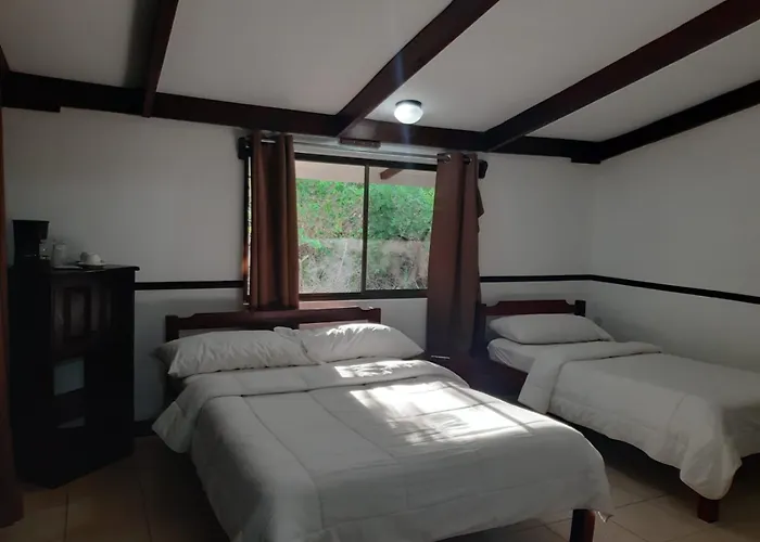 Hacienda La Pacifica Eco-lodge