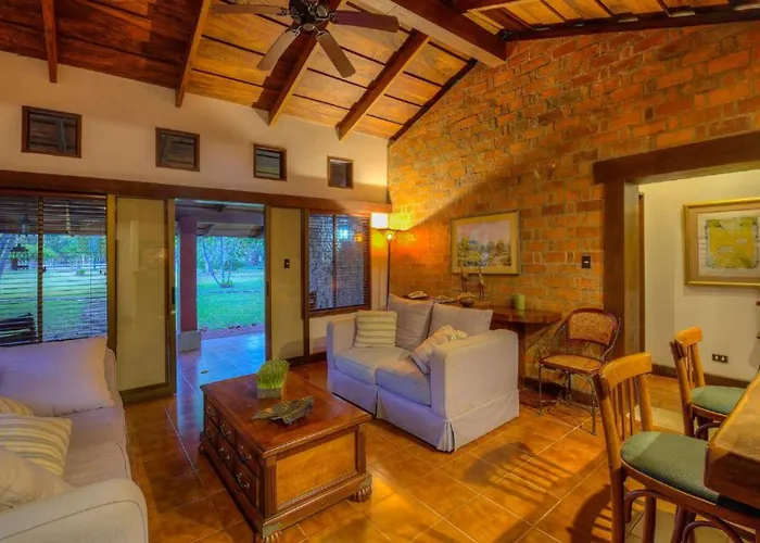 Hacienda La Pacifica Eco-lodge 3* Cañas