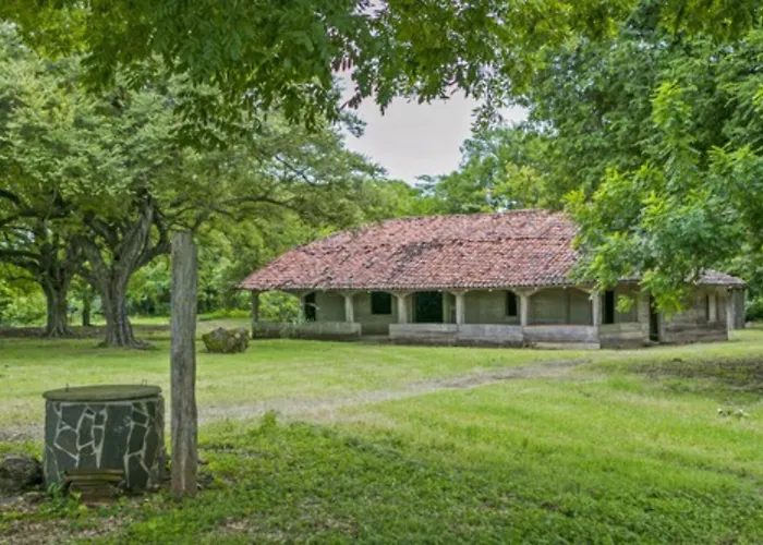 Hacienda La Pacifica Eco-lodge 3* Cañas