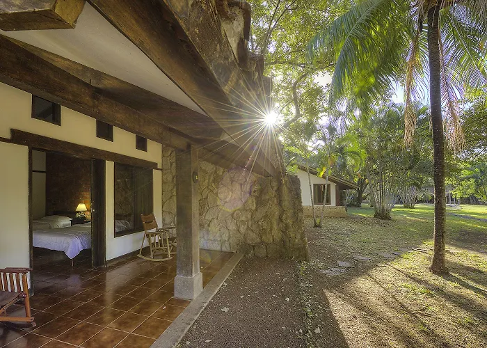 Hacienda La Pacifica Eco-lodge 3*