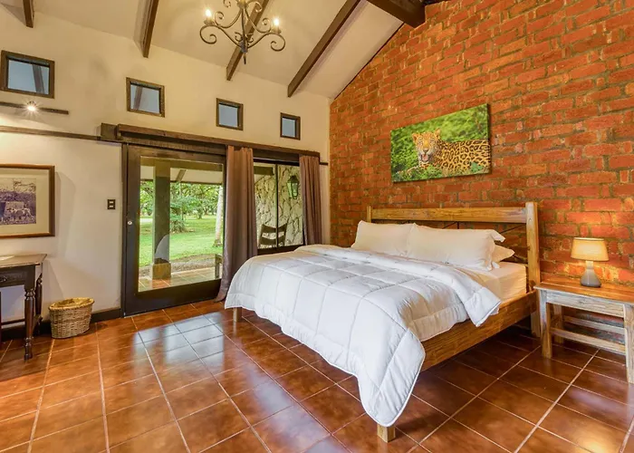 Hotel Hacienda La Pacifica Eco-lodge